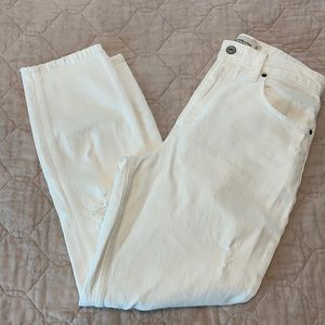 White A&F Curve Love High Rose Mom Jean